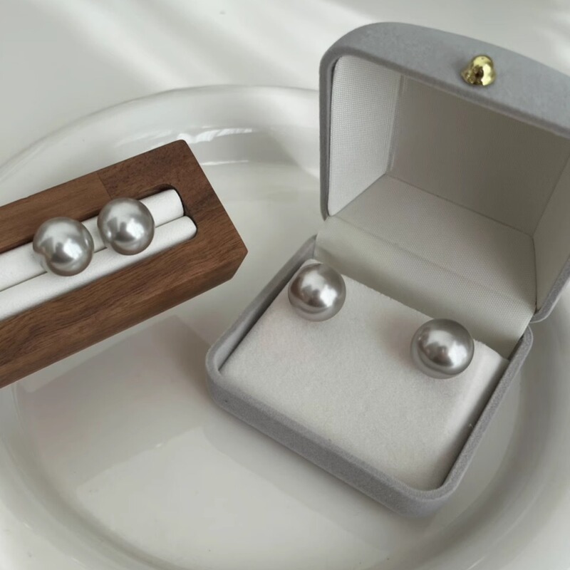 Jenny Light Luxury Gray Large Pearl Earrings 12mm Genuine Imported Artificial Tahitian Platinum Gray Earrings for Women