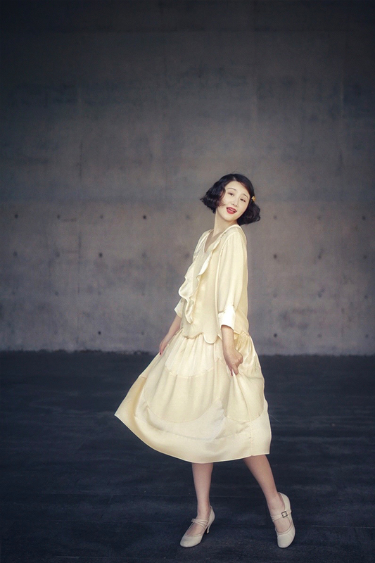 1920S Style Cream Pearl Satin Wavy Edge Blouse/Dress Dress Retro Two-Piece Suit