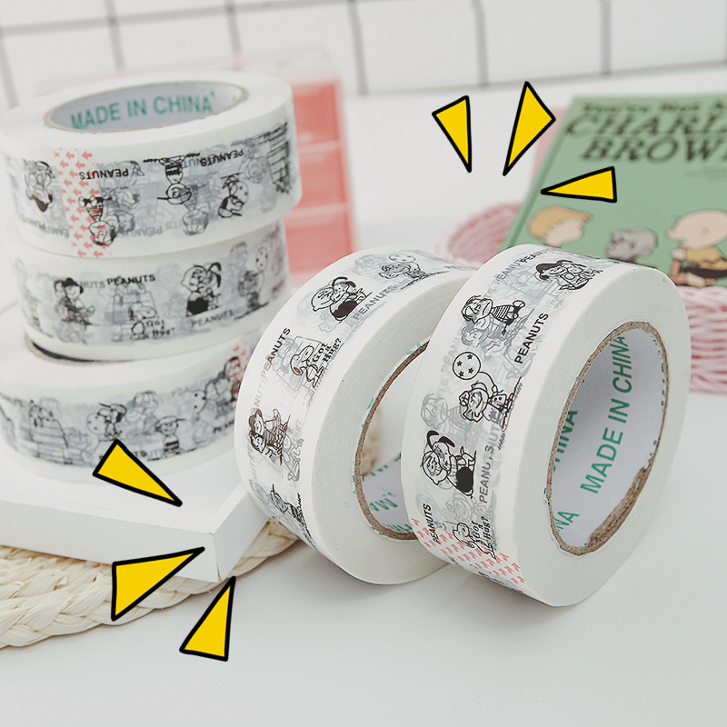 Customizable packaging and sealing tape large roll express seal Snoopy cartoon pattern tape on white background