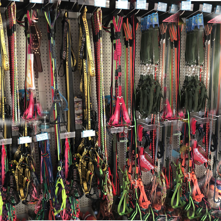 Pet shop leash rack dog chain adhesive hook display rack pet snacks clothing display rack supermarket double line adhesive hook