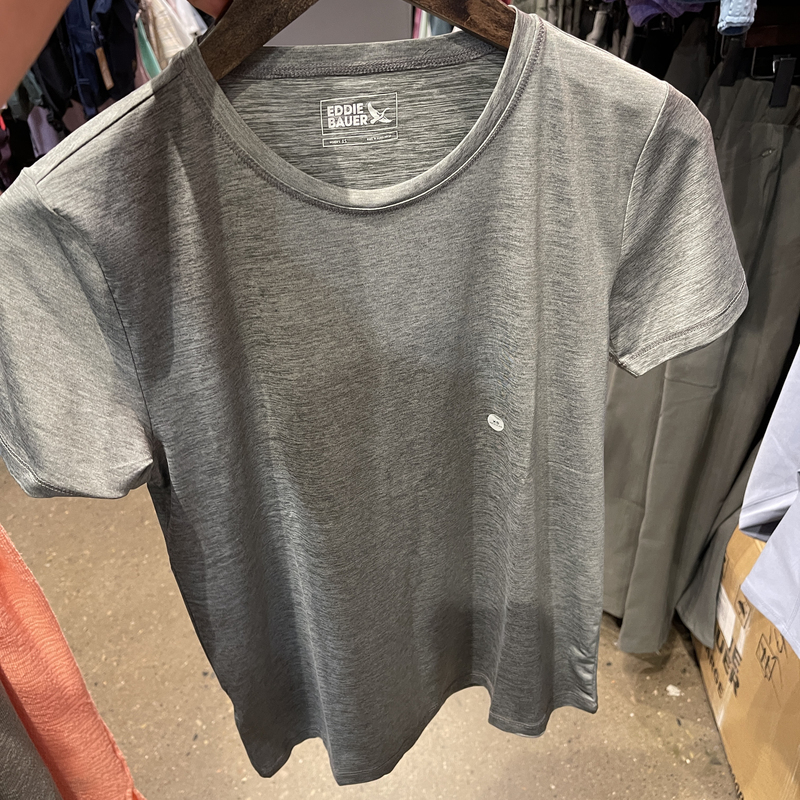 Canadian Direct Mail Eddie Bauer Women's Resolution Stretchy Round Neck Short-Sleeved T-Shirt 160