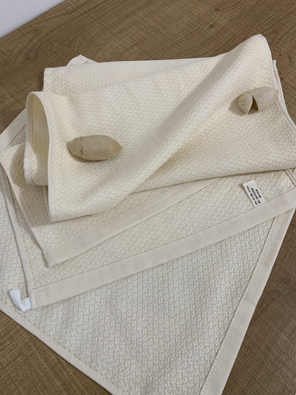 Foreign Trade Export Tussah Silk Cotton Square Towel, Face Towel, Saliva Towel, Skin-Friendly, Soft, Breathable, Natural Antibacterial