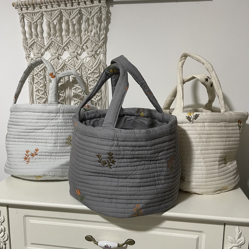 Autumn and Winter New Quilted Cotton Embroidered Handbag Storage Bag Handbag Quilted Storage Basket Toy Snack Basket Autumn and Winter New Quilted Cotton Embroidered Handbag Storage Bag Handbag Quilted Storage Basket Toy Snack Basket