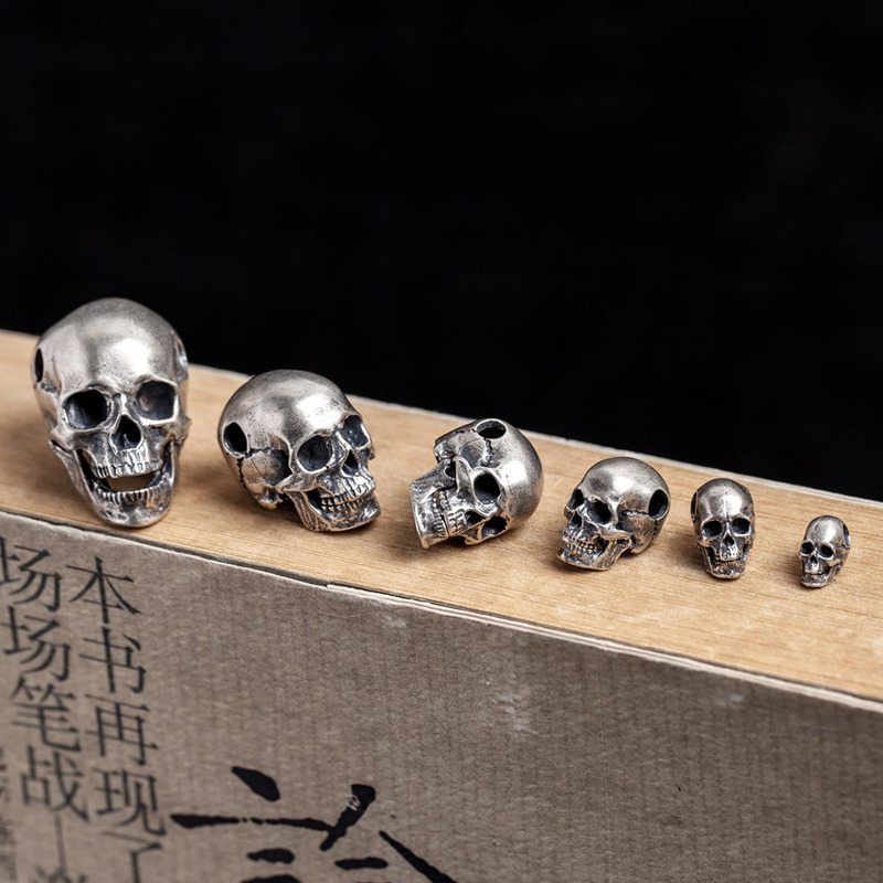 Palace-Style S925 Silver Gothic Cyberpunk Retro Skull Pendant Alternative Fashion Necklace Unisex Trendy Accessory Palace-Style S925 Silver Gothic Cyberpunk Retro Skull Pendant Alternative Fashion Necklace Unisex Trendy Accessory