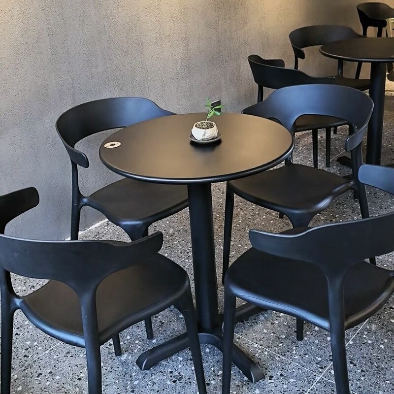 Internet-Famous Outdoor Dining Table and Chair Set, Carbon Steel Rectangular Table, Open-Air Restaurant, Bar, Milk Tea Shop, Outdoor Balcony Commercial Use