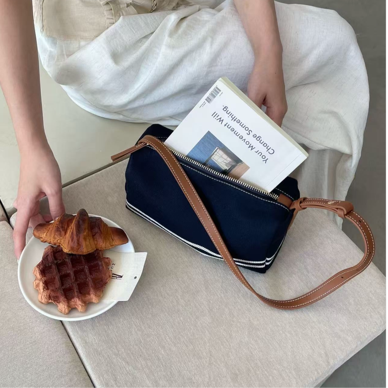 Zhuzhu&Lp Niche Design-Inspired Navy Style Nano Bag (Can Be Worn Cross-Body) Zhuzhu&Lp Niche Design-Inspired Navy Style Nano Bag (Can Be Worn Cross-Body)