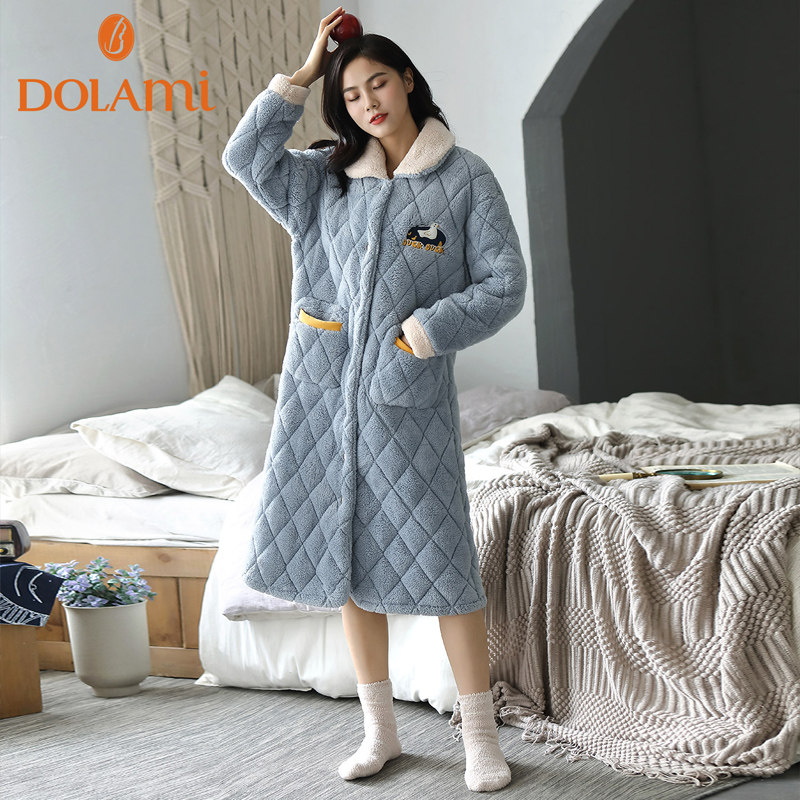 Sleeping robe women's winter long version Coral Flannel Triple Clip Cotton Thickened flannel Flannel Super-Thick Pyjamas Woman Bathrobe Home Clothing