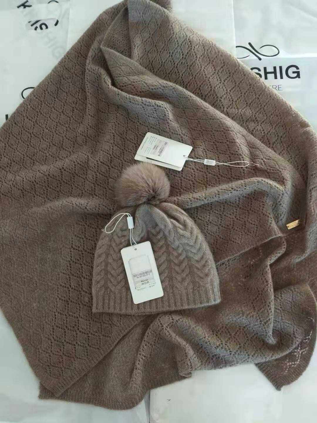 Mongolia KHISHIG100 % of cashmere scarves in the hat