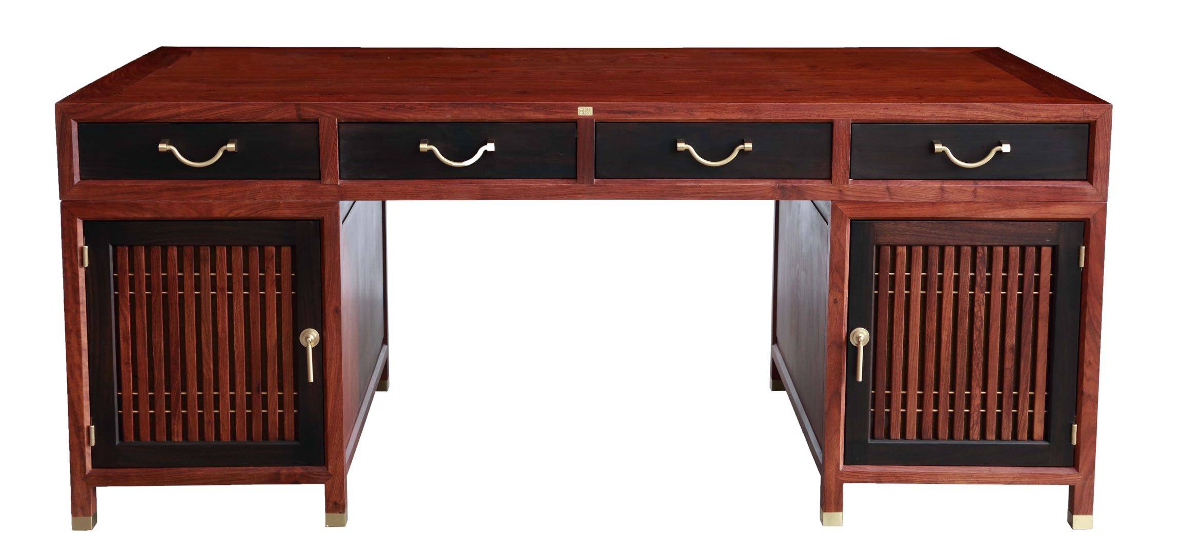 Three-fit desk for the reading of the pear