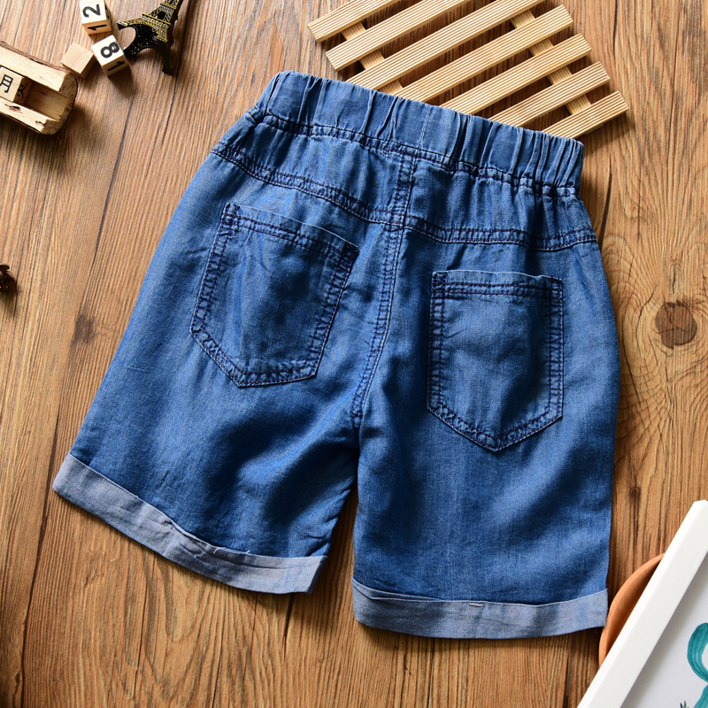 Trai quần short denim 2018 mùa hè trẻ em mới của sét thêu quần chân rộng trong cậu bé lớn mềm quăn quần bãi biển