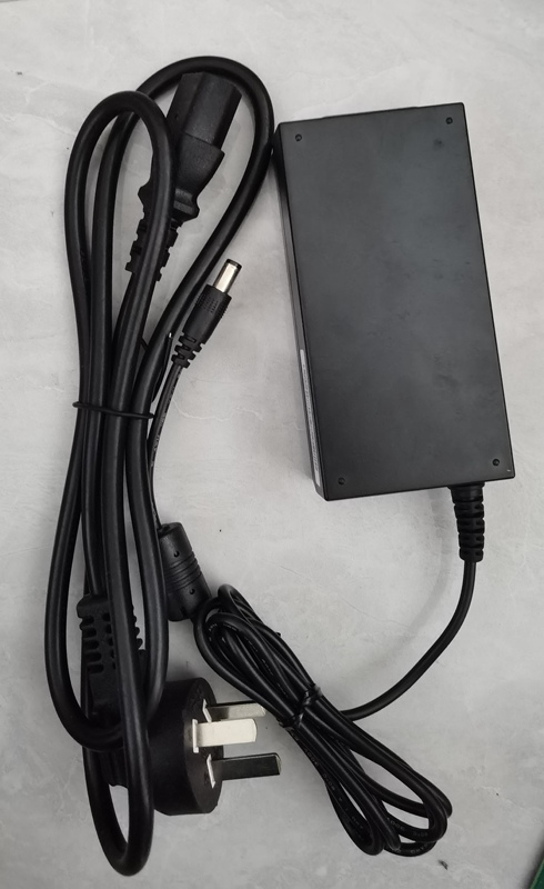 Jin Sanli Bu Control Charger, 12V5A, Power Adapter.