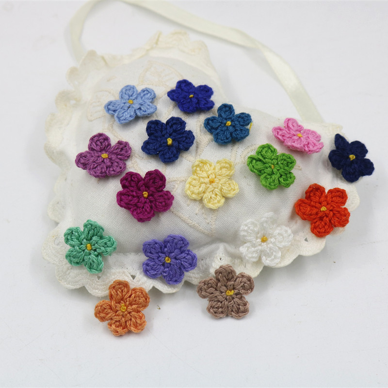 DIY handmade crochet wool wool car label cotton hand hook flower hand hook flower children's sweater decoration 1 yuan 2