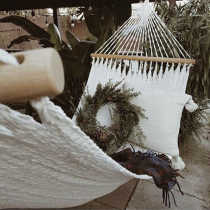 ins Europe and the United States wind mesh woven hammock with wooden sticks Outdoor indoor B & B scenic spot net red swing hanging chair photo