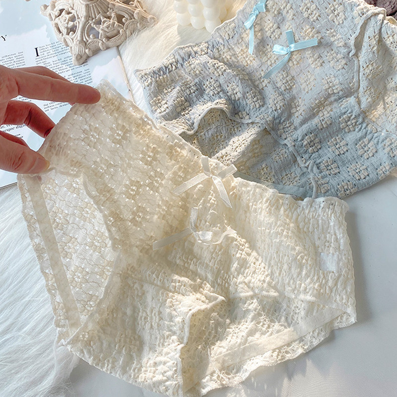 Floral panties women's pure cotton cotton crotch breathable seamless lace thin section mid-waist girl sweet Japanese triangle shorts