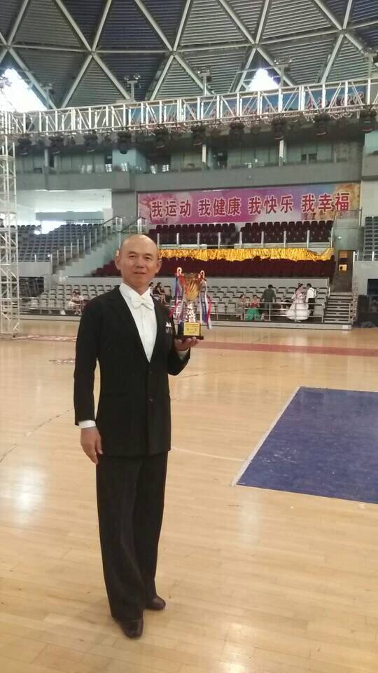 National standard dance Modern dance Professional dance suit Tailor-made can be tried on non-returnable 30% wool