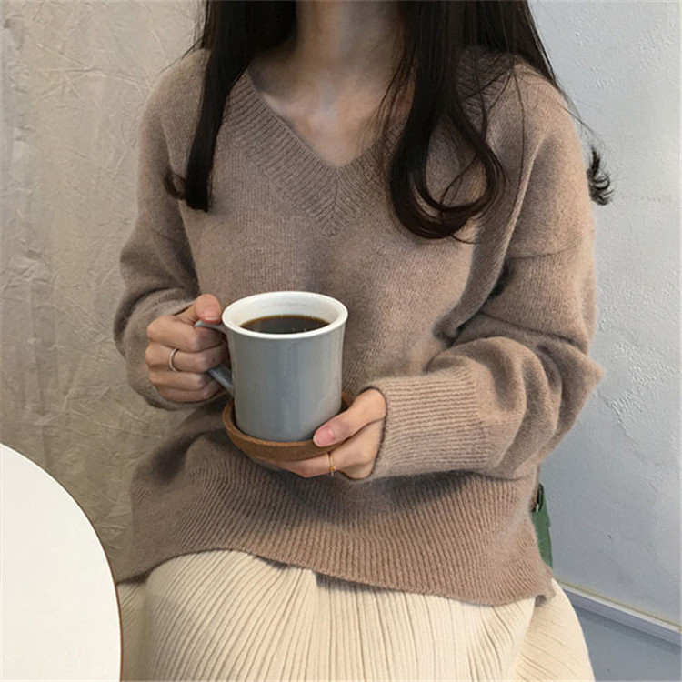 Pregnant women sweater women autumn and winter 2020 Korean version of V-neck sweater loose pullover base shirt medium long version top winter coat