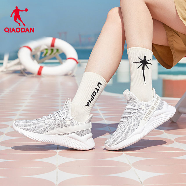 ເກີບກິລາແມ່ຍິງ Jordan 2024 ໃຫມ່ Summer Soft Sole Breathable ເກີບແລ່ນ Shock Absorbing Lightweight Fitness Shoes Jogging Shoes