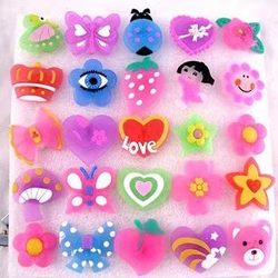 Soft glue brooch) Children's birthday party products LED holiday party decorative decorations flash toys