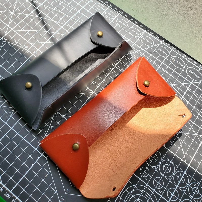 Leather case pen case glasses bag Vegetable Tanned Leather Head Layer Cow Leather cutter containing American retro handmade Ame click