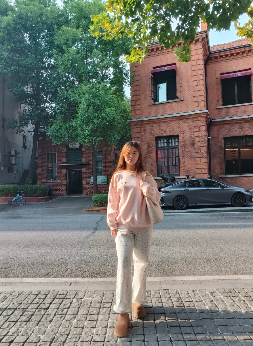 cvrv勃肯包头半拖鞋：7.5cm松糕底的春日慵懒显高美学