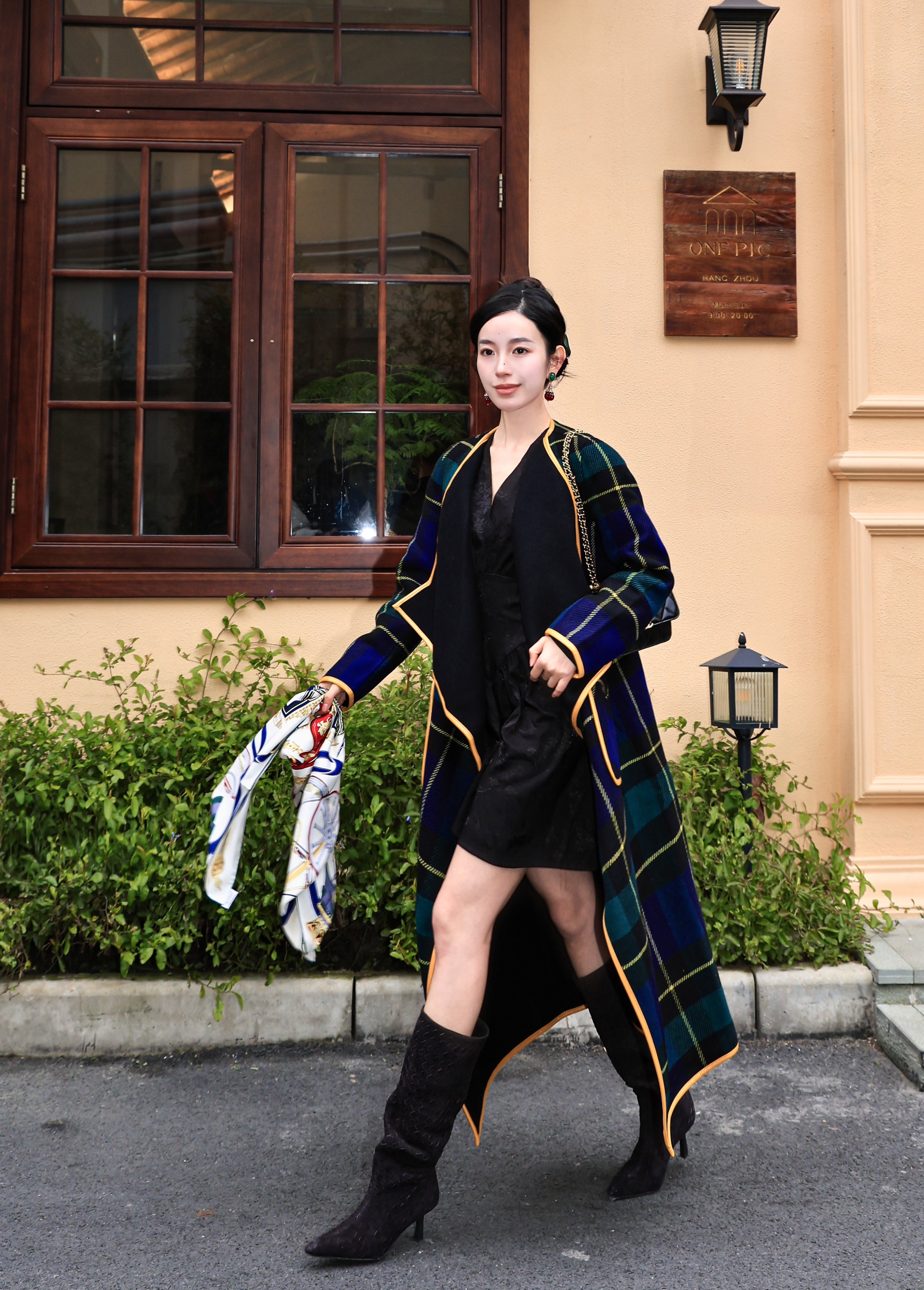 Le' Murmure冬季时尚羊反绒长筒靴堆堆设计慵懒随性 高跟拉长腿部比例