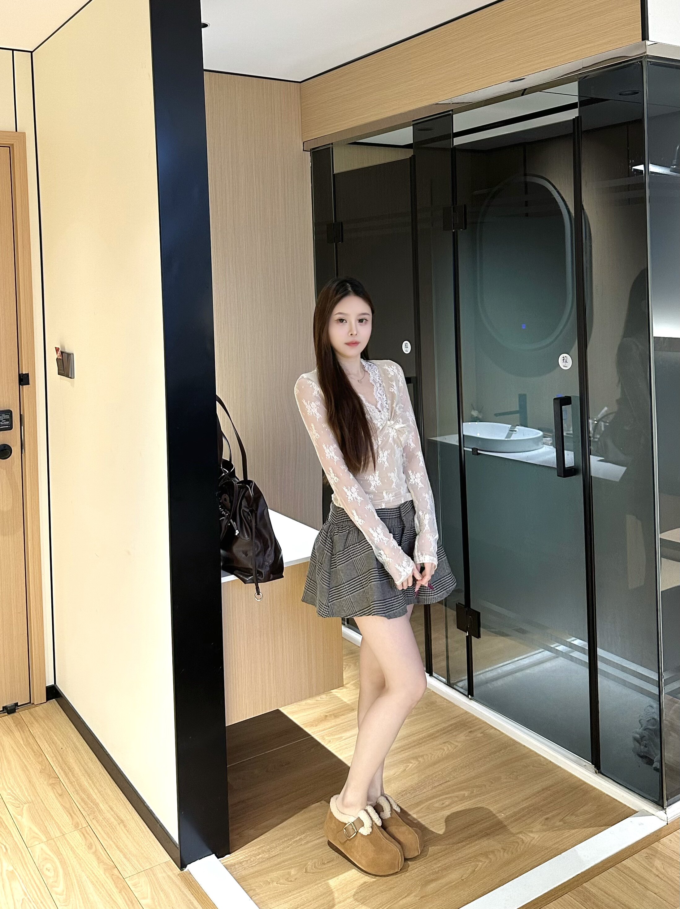 周雨彤同款百丽2代勃肯鞋 厚底花生吐司设计 软弹舒适如踩面包 包头可外穿休闲时髦