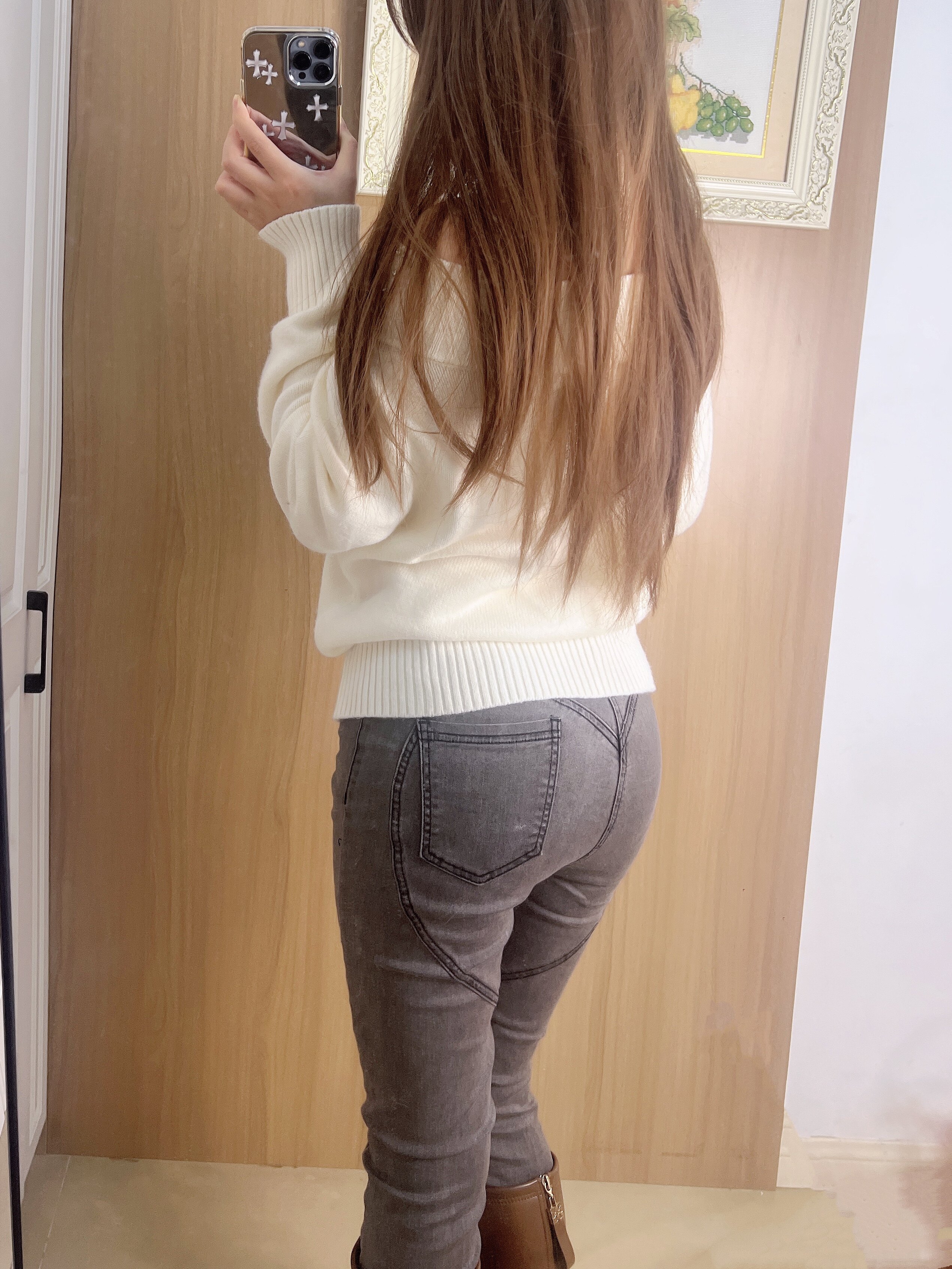 YoungGirlDay欧美风高腰牛仔裤,提臀设计一秒打造蜜桃臀紧身显瘦剪裁