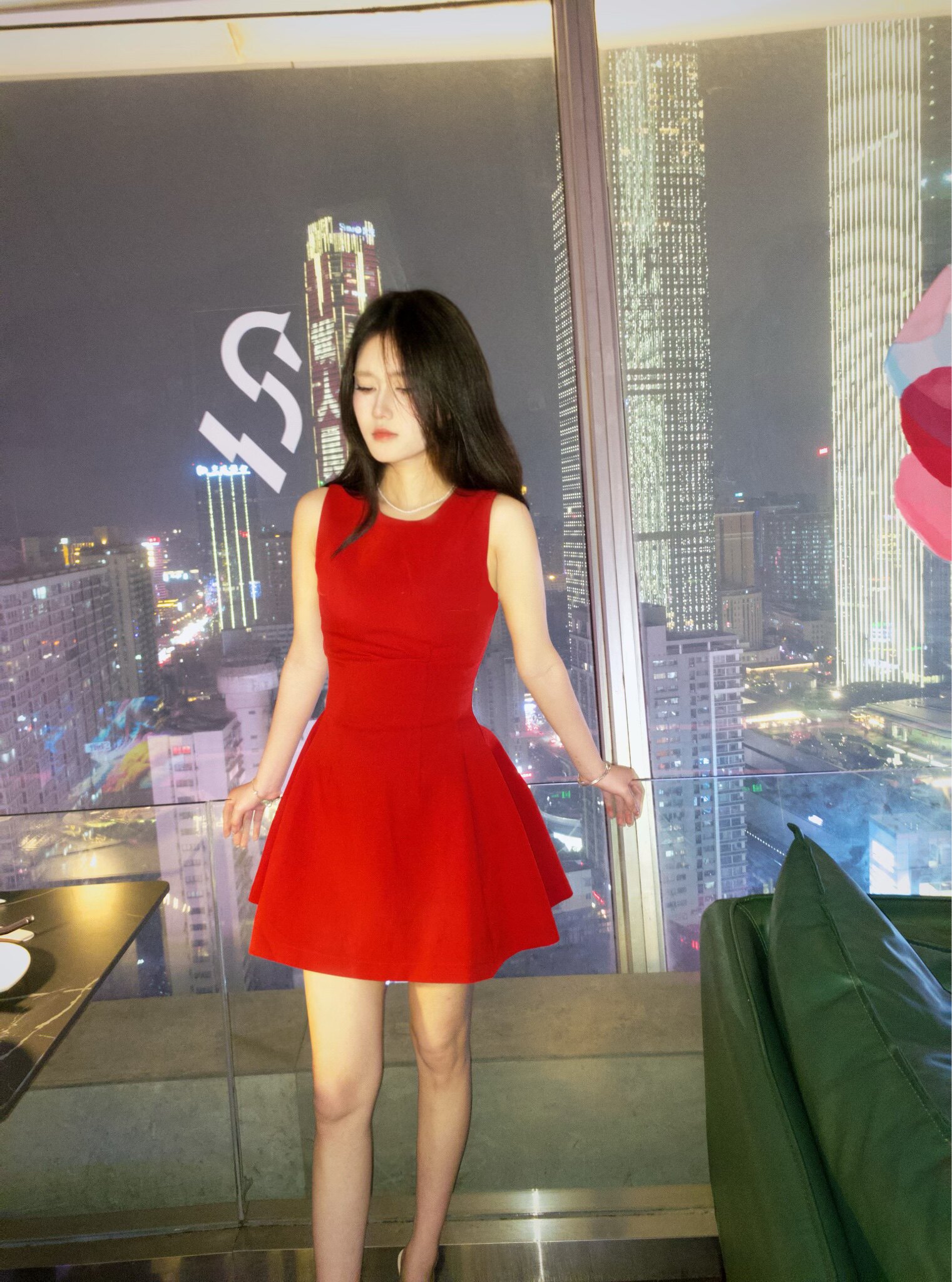 舒胡蕾夏日生日裙 法式无袖收腰设计 显瘦显高拉长比例 高级感气质满分