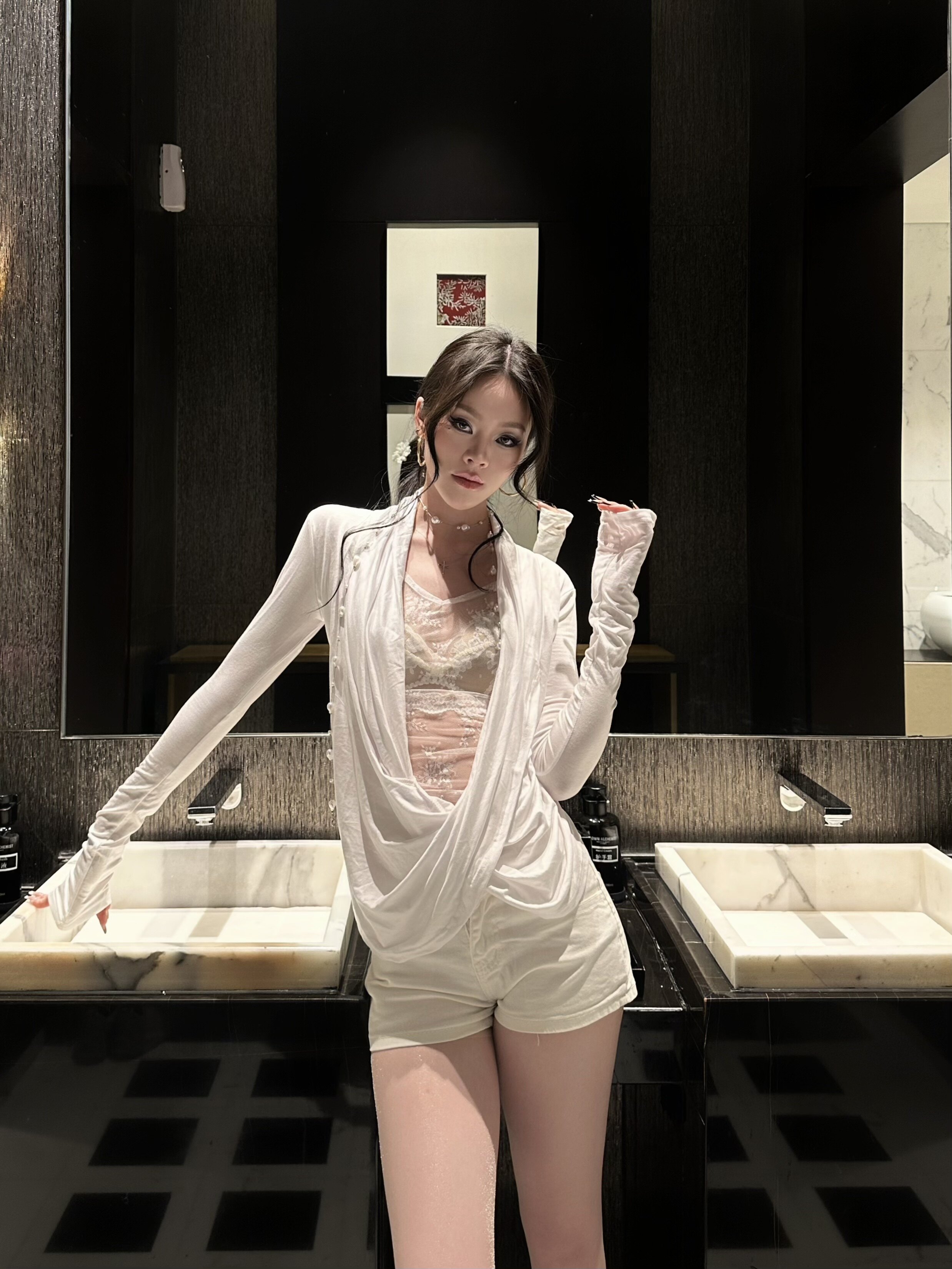 宝诗嫣法式小胸轻聚拢内衣 薄款白色蕾丝文胸 无钢圈舒适不勒 性感套装成套搭配