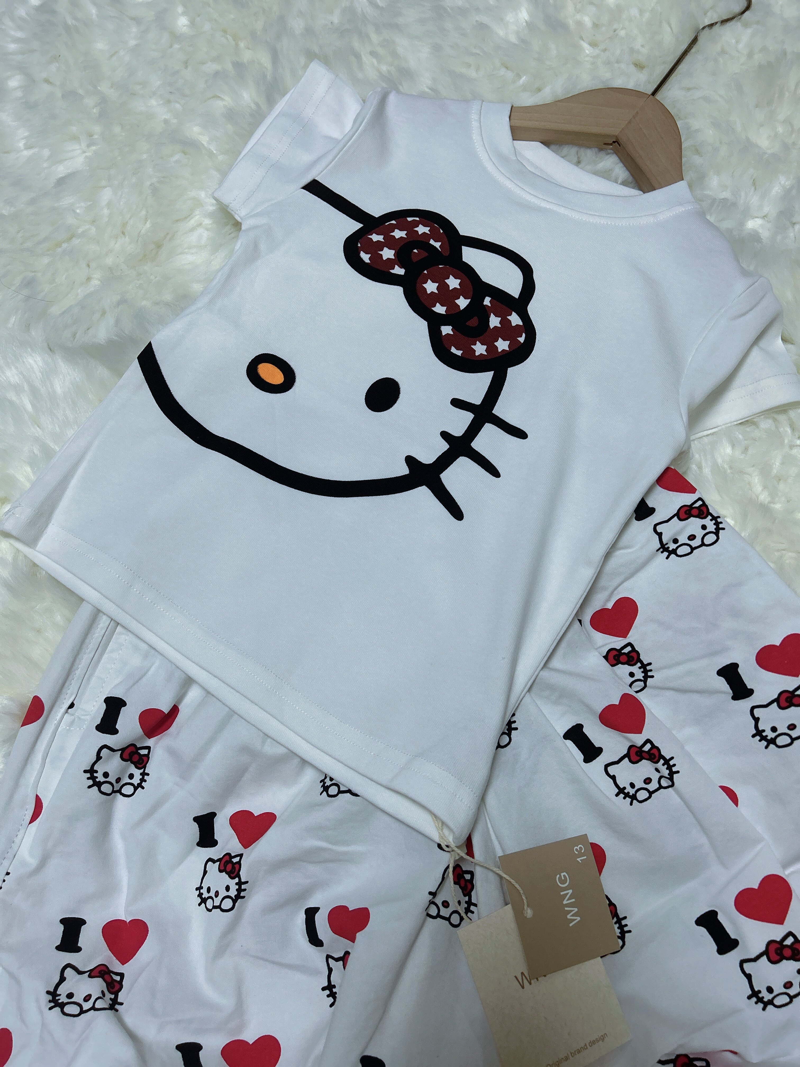 Customer photo for White T-Shirt, 120cm