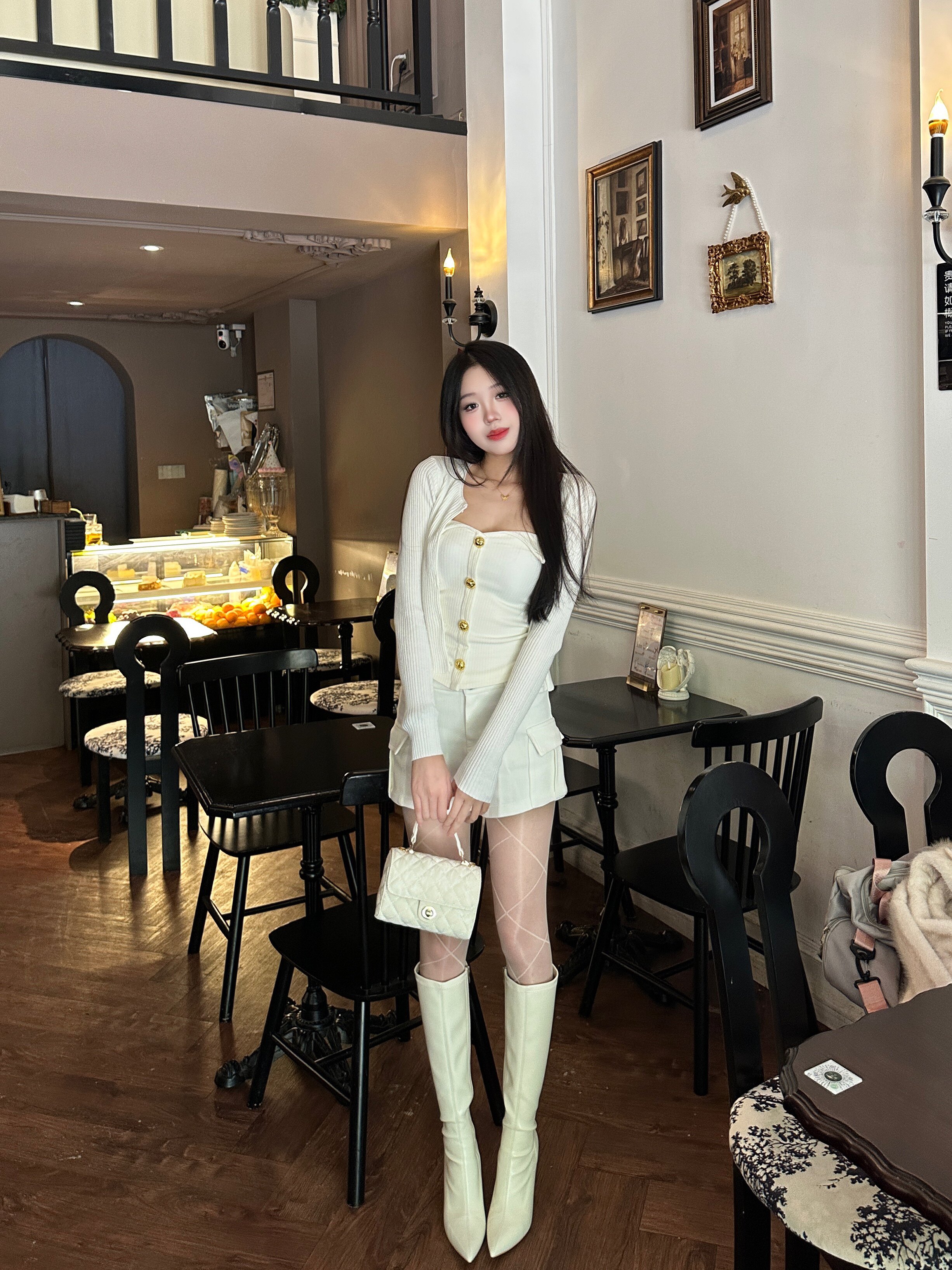 luna潞娜性感抹胸上衣 秋冬背心修身显瘦 自带胸垫省心方便 内搭外穿都时髦