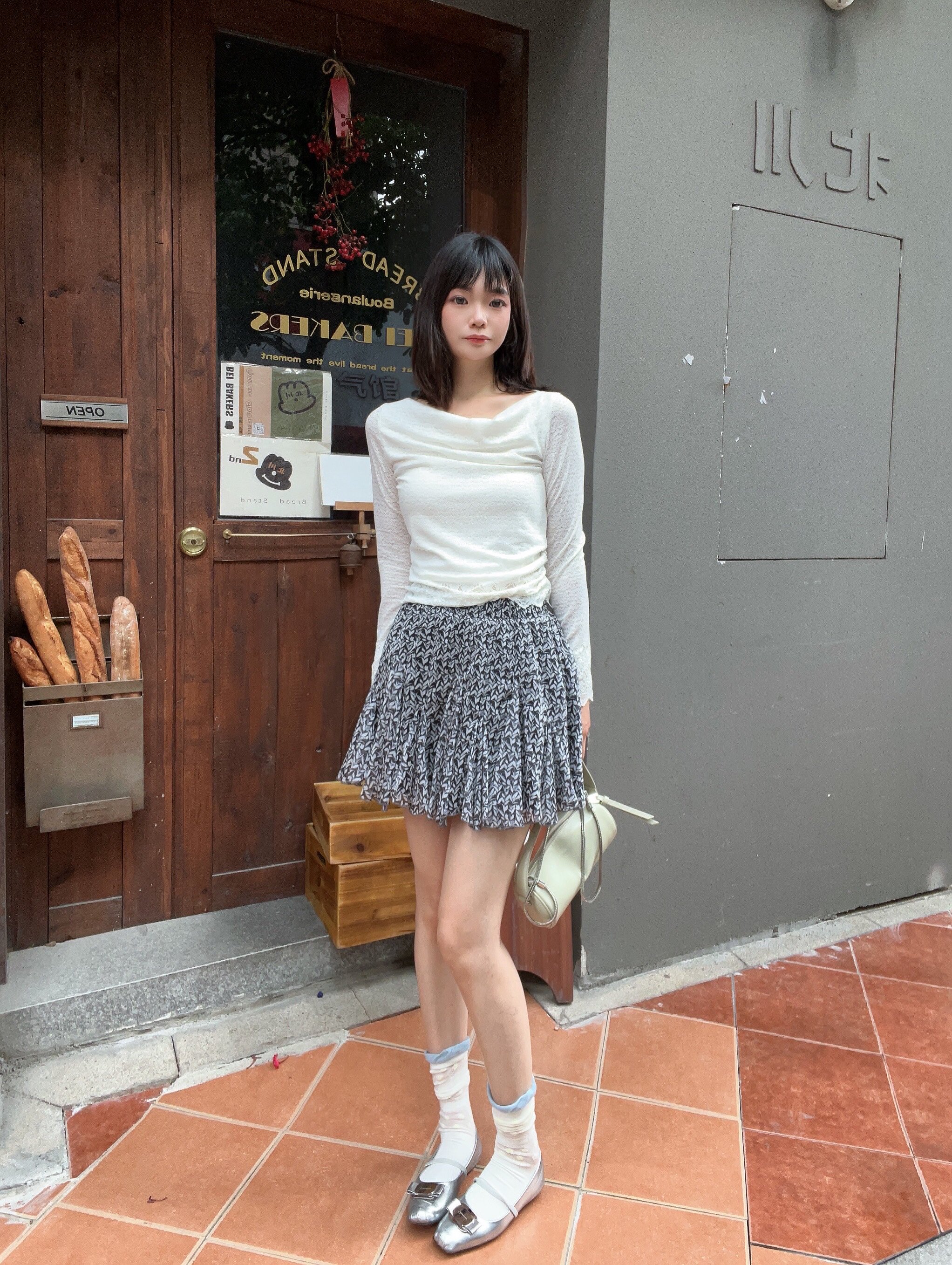 ELLE夏季法式碎花伞裙A字版型遮肉显瘦 碎花图案清新浪漫小众设计别致不撞款
