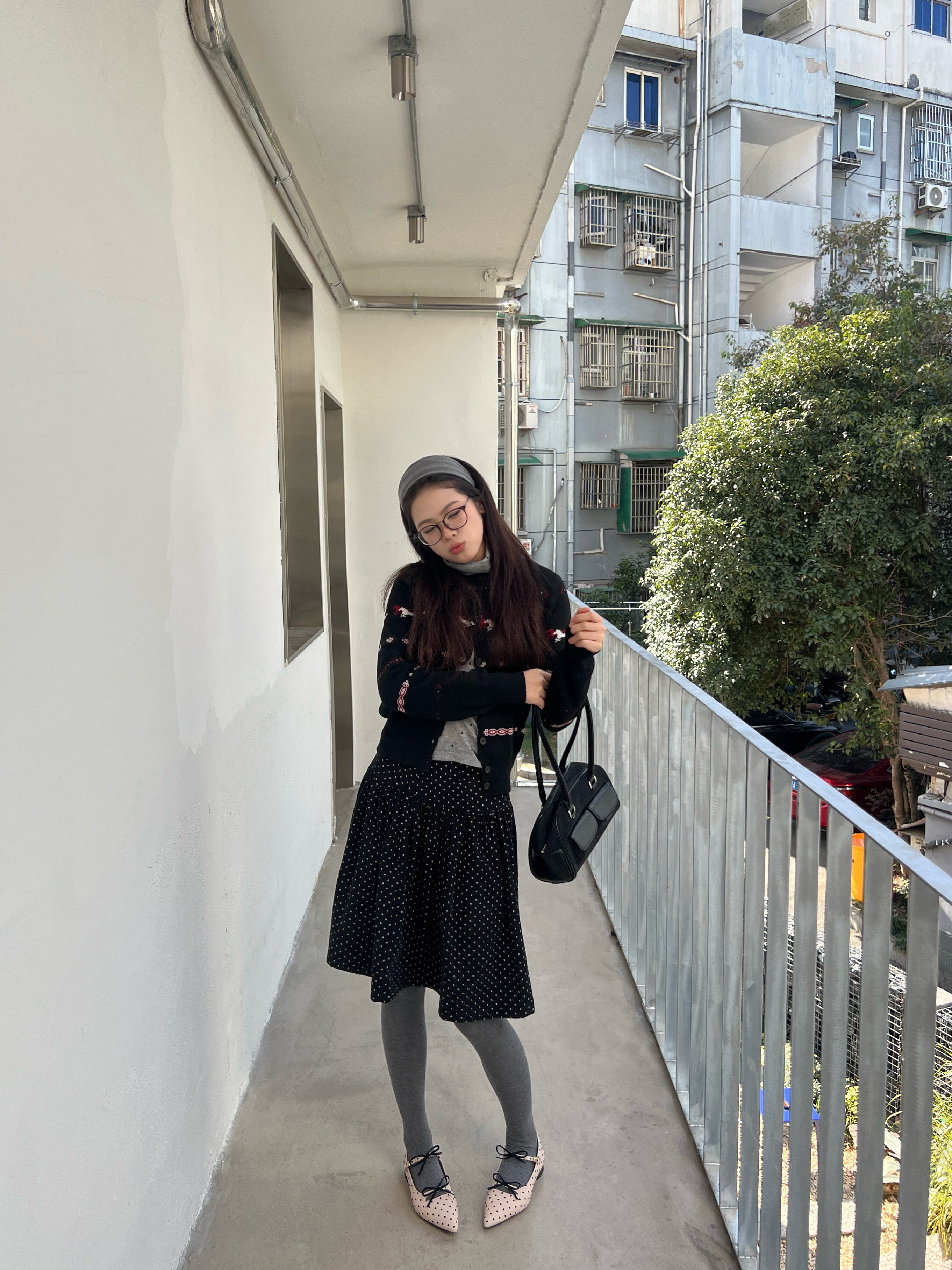 张婧仪同款千百度静音波点珍珠奶茶鞋 玛丽珍鞋型复古甜美 波点浅口