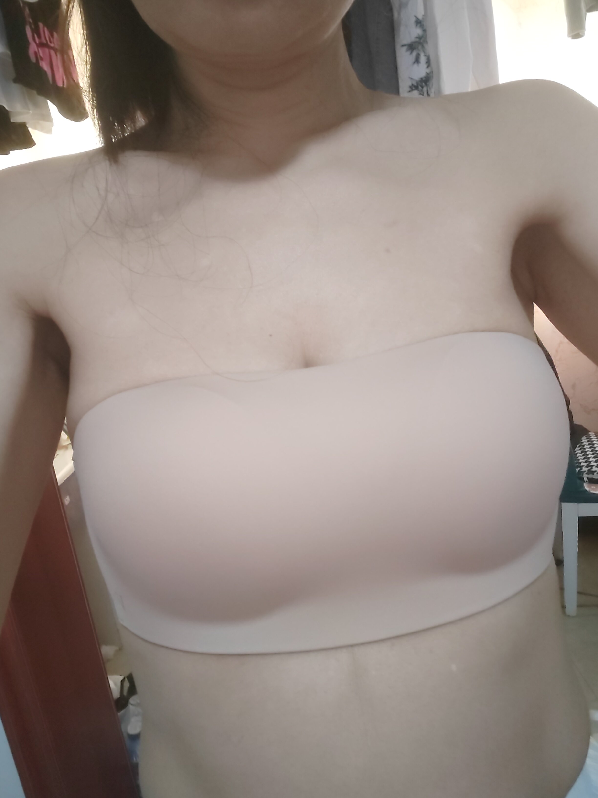 VICTORIA'S SECRET维密粉底液内衣 聚拢抹胸款设计 无肩带防滑不易掉