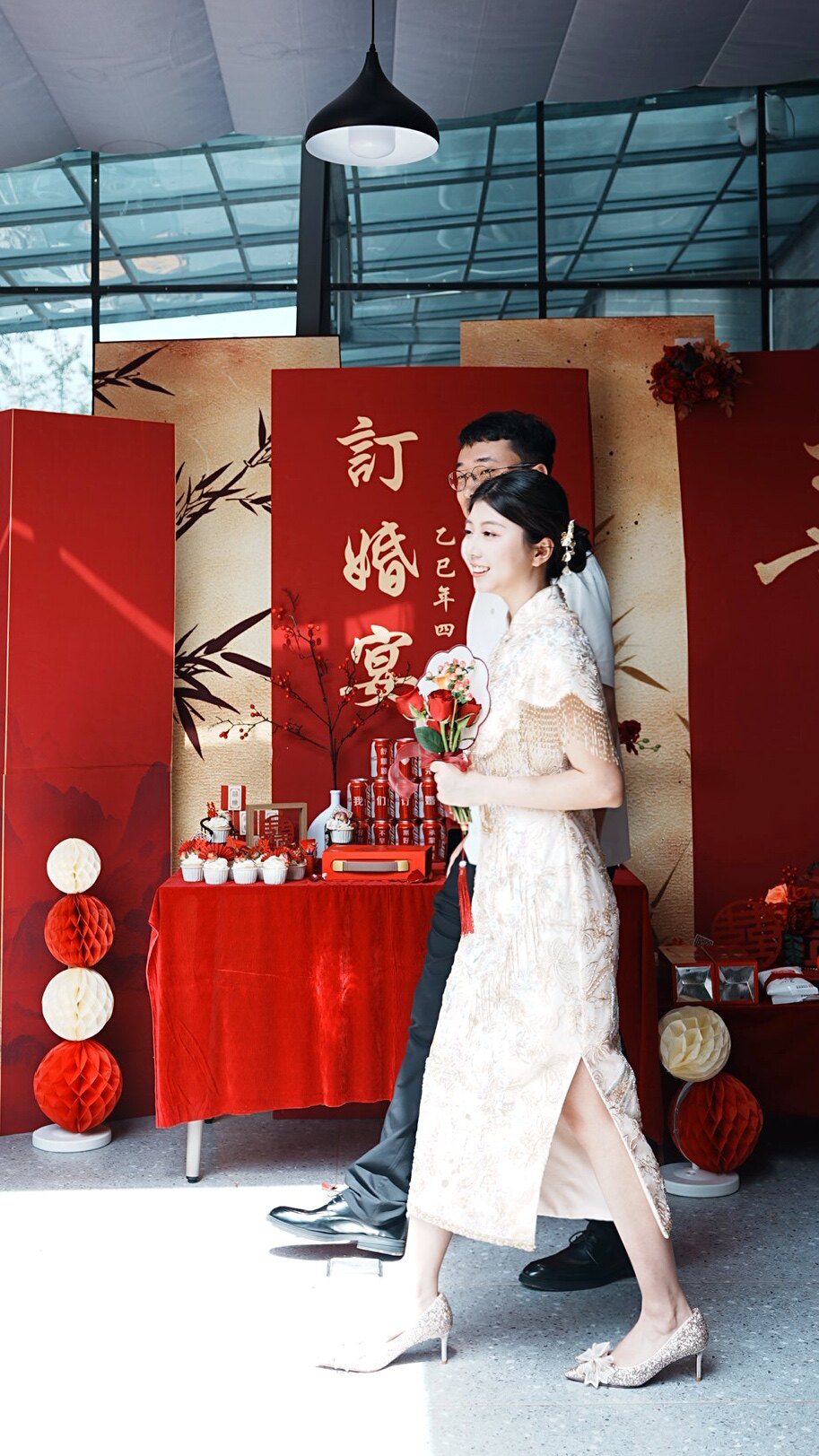 艾诗霓《金叙》新中式订婚旗袍改良款小个子友好金色刺绣结婚敬酒答谢