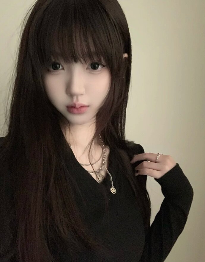 真我黑长直漫画齐刘海假发套 全真发整顶设计 自然隐形无痕贴合 长发飘逸顺滑