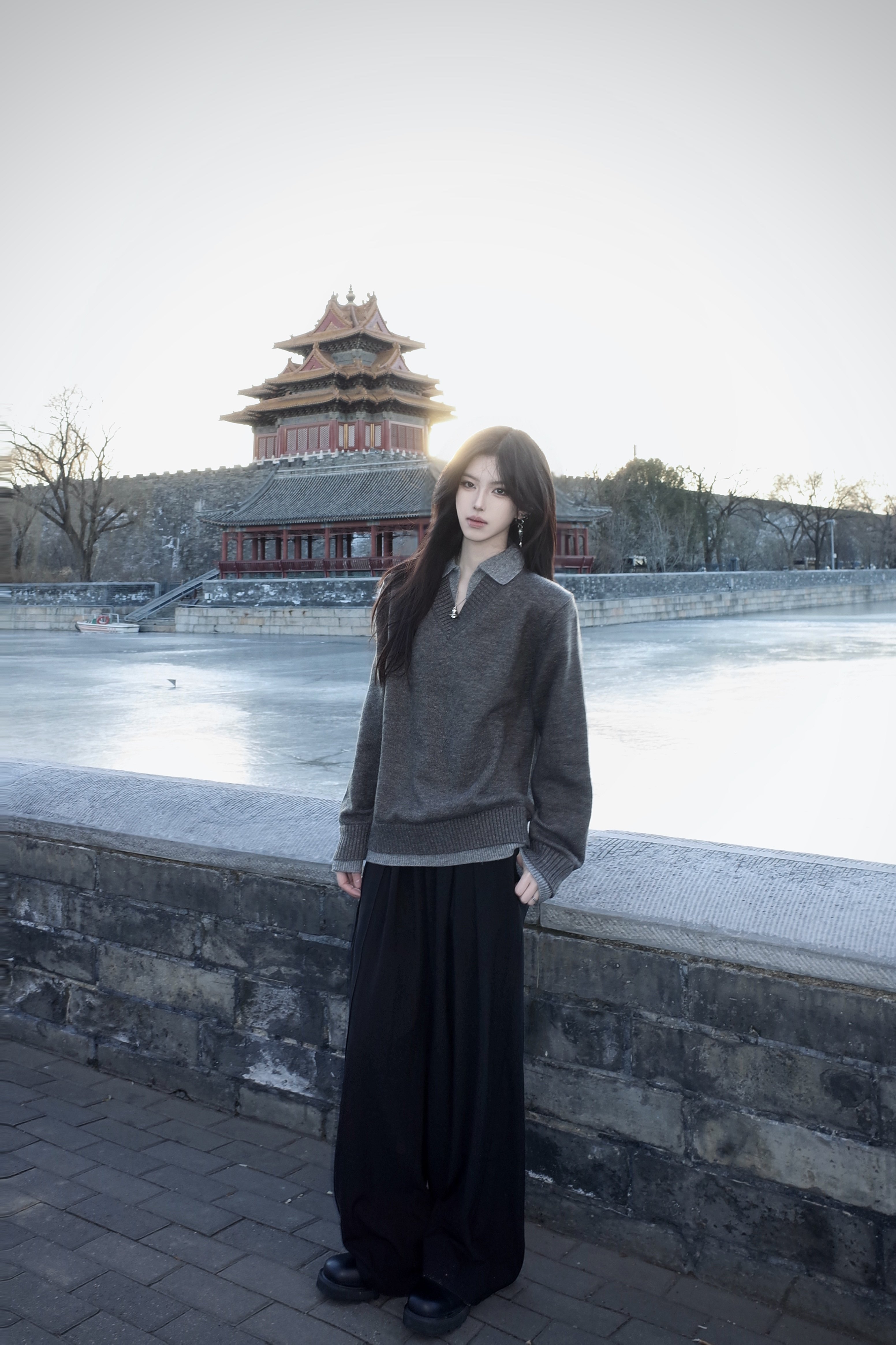 ABWLR春夏黑色西装裤：高腰垂感的超模气场美学
