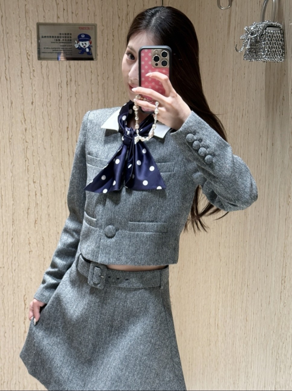 ORGIRIS法式灰色翻领小香风套装：人字纹羊毛混纺的秋日名媛美学