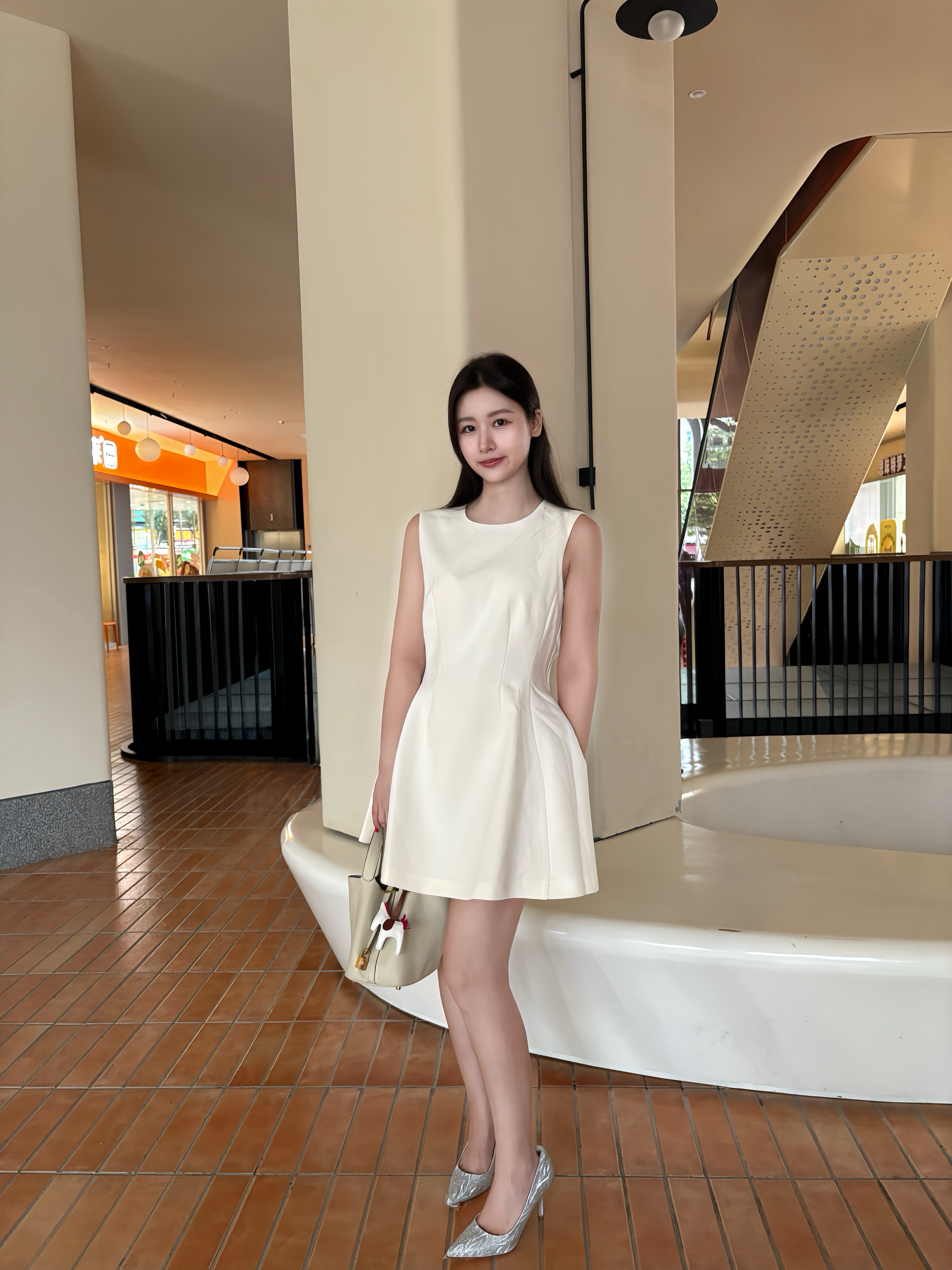 7or9明星同款婚鞋：秀禾婚纱两穿的人鱼姬舒适美学