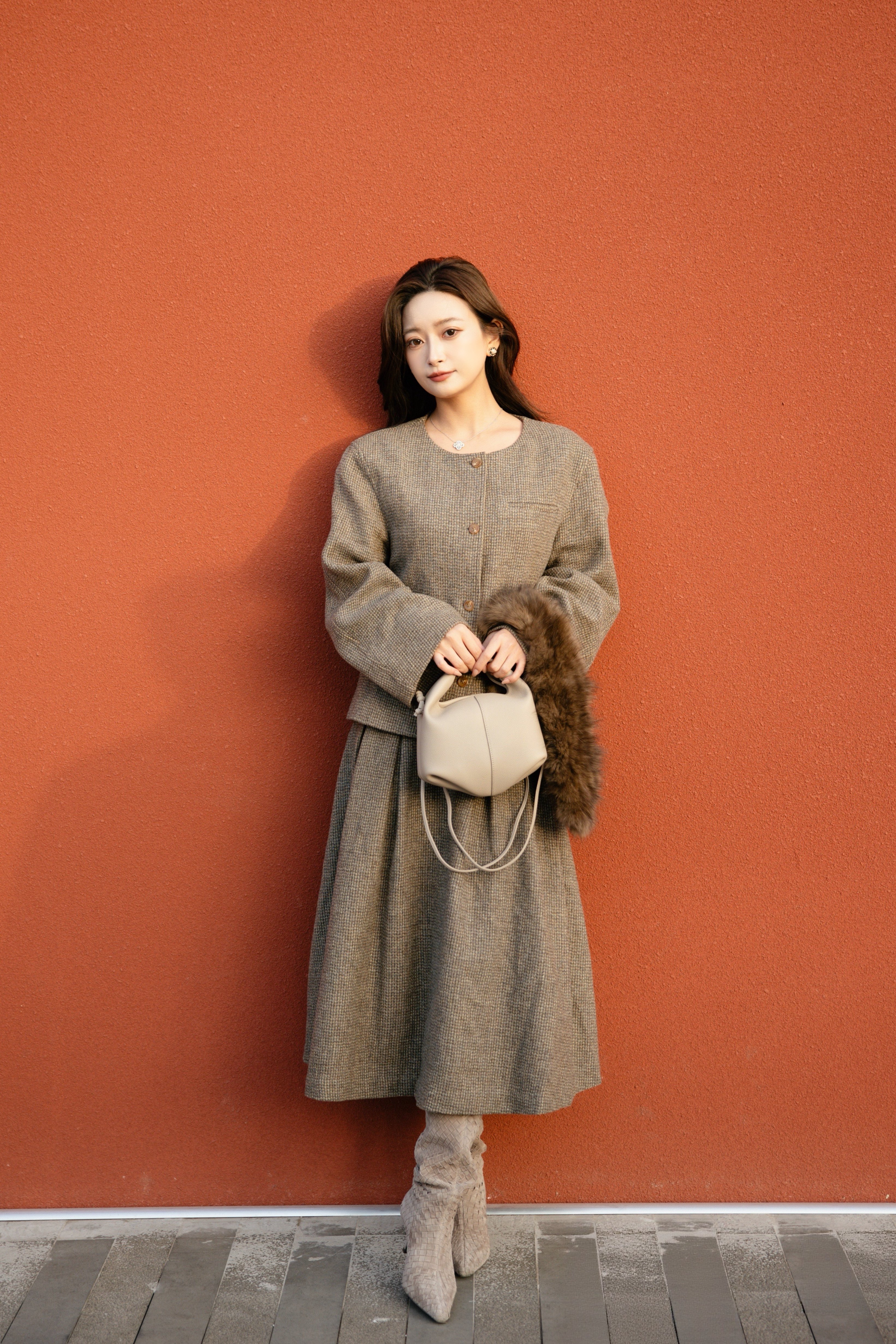 Le' Murmure冬季时尚羊反绒长筒靴堆堆设计慵懒随性 高跟拉长腿部比例