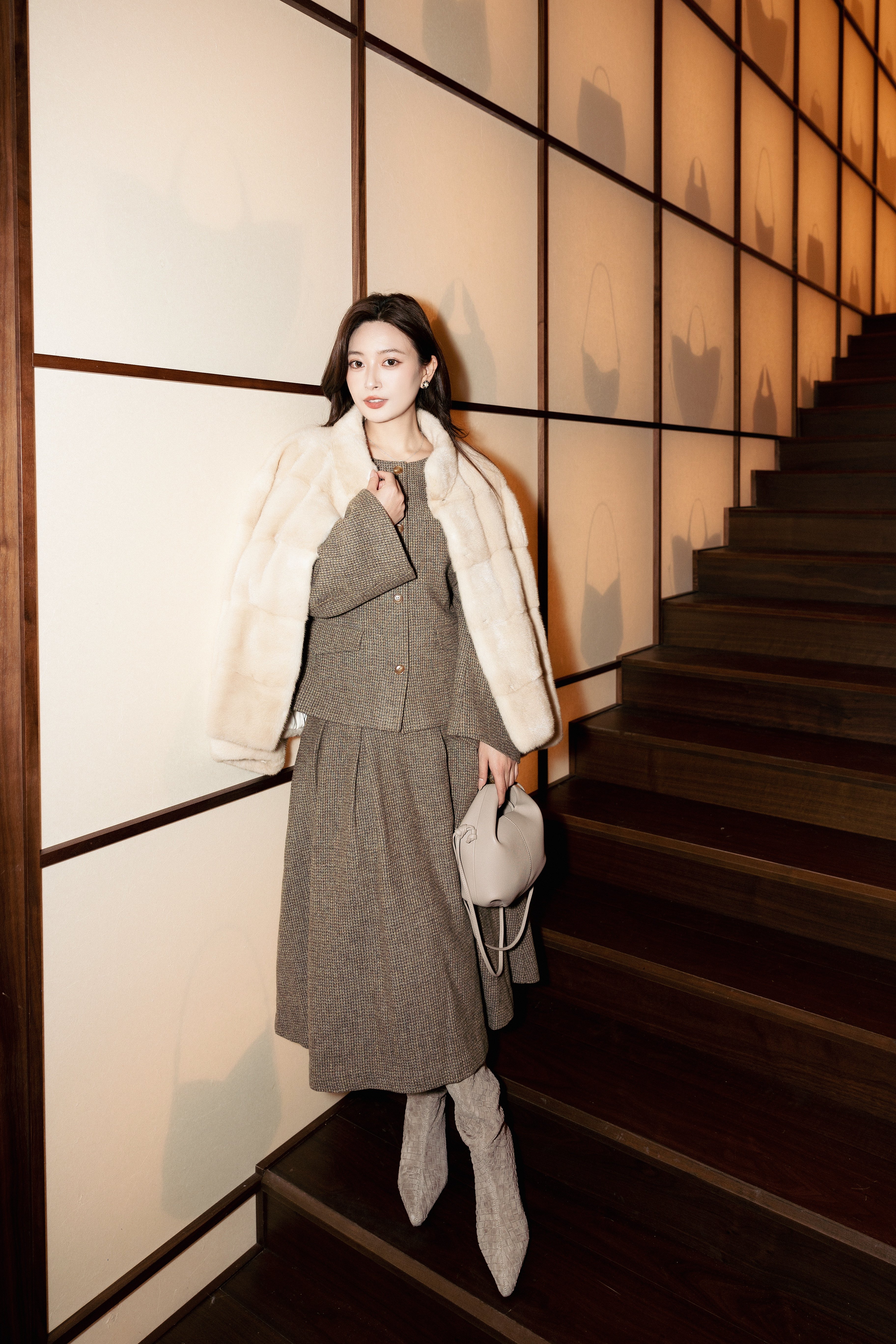 Le' Murmure冬季时尚羊反绒长筒靴堆堆设计慵懒随性 高跟拉长腿部比例