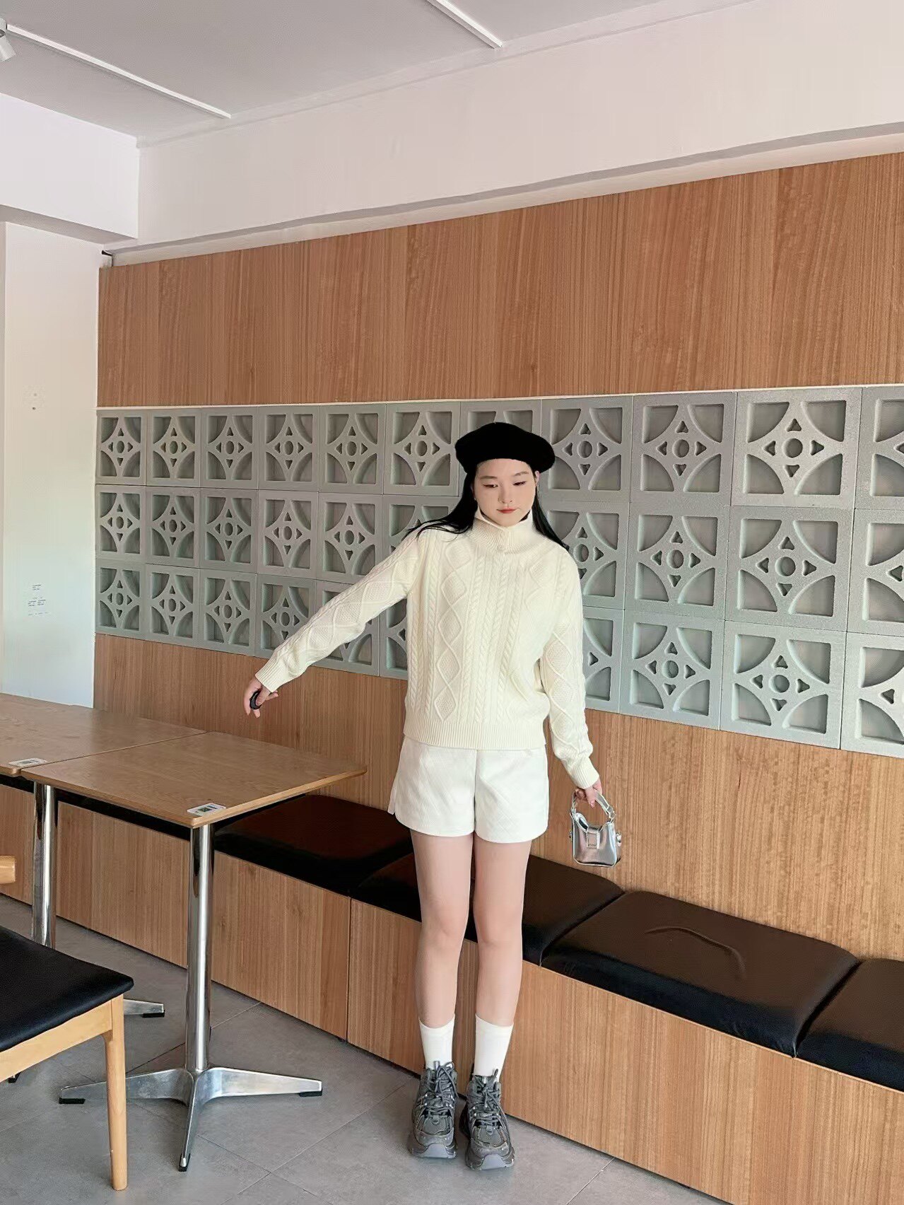 张凌赫同款百丽蓝鲸老爹鞋 灰色网面透气舒适 厚底增高拉长比例