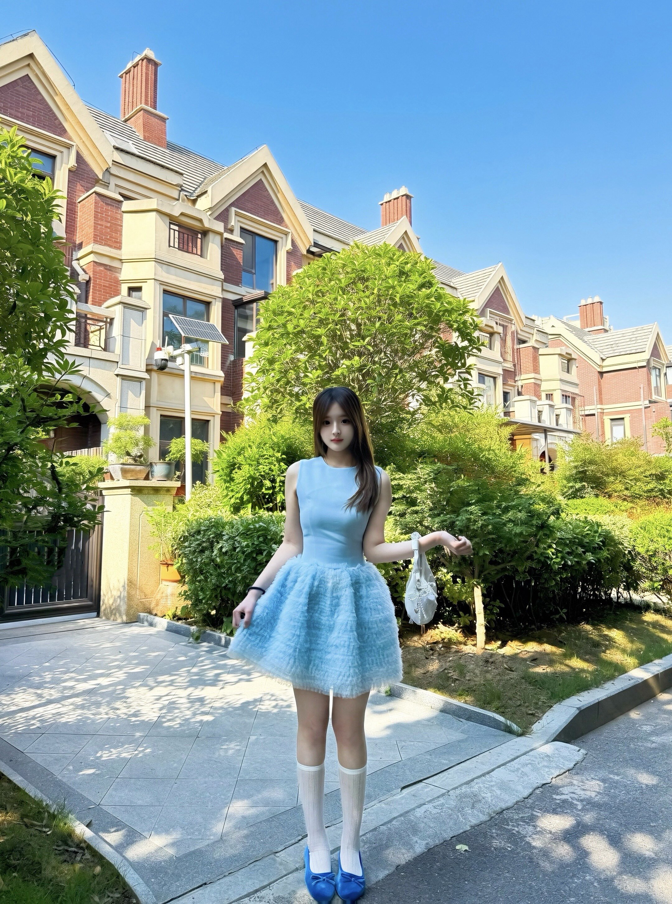 avenement气质网纱蛋糕裙 蓝色蓬蓬短裙设计 生日礼服或日常出街都吸睛