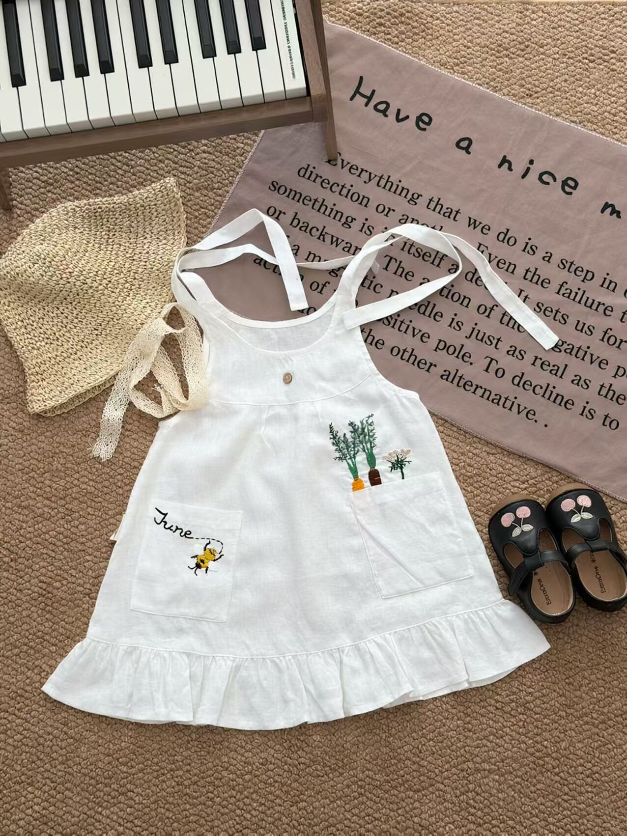 Customer photo for White Single-Layer (Machine Embroidery), 110cm