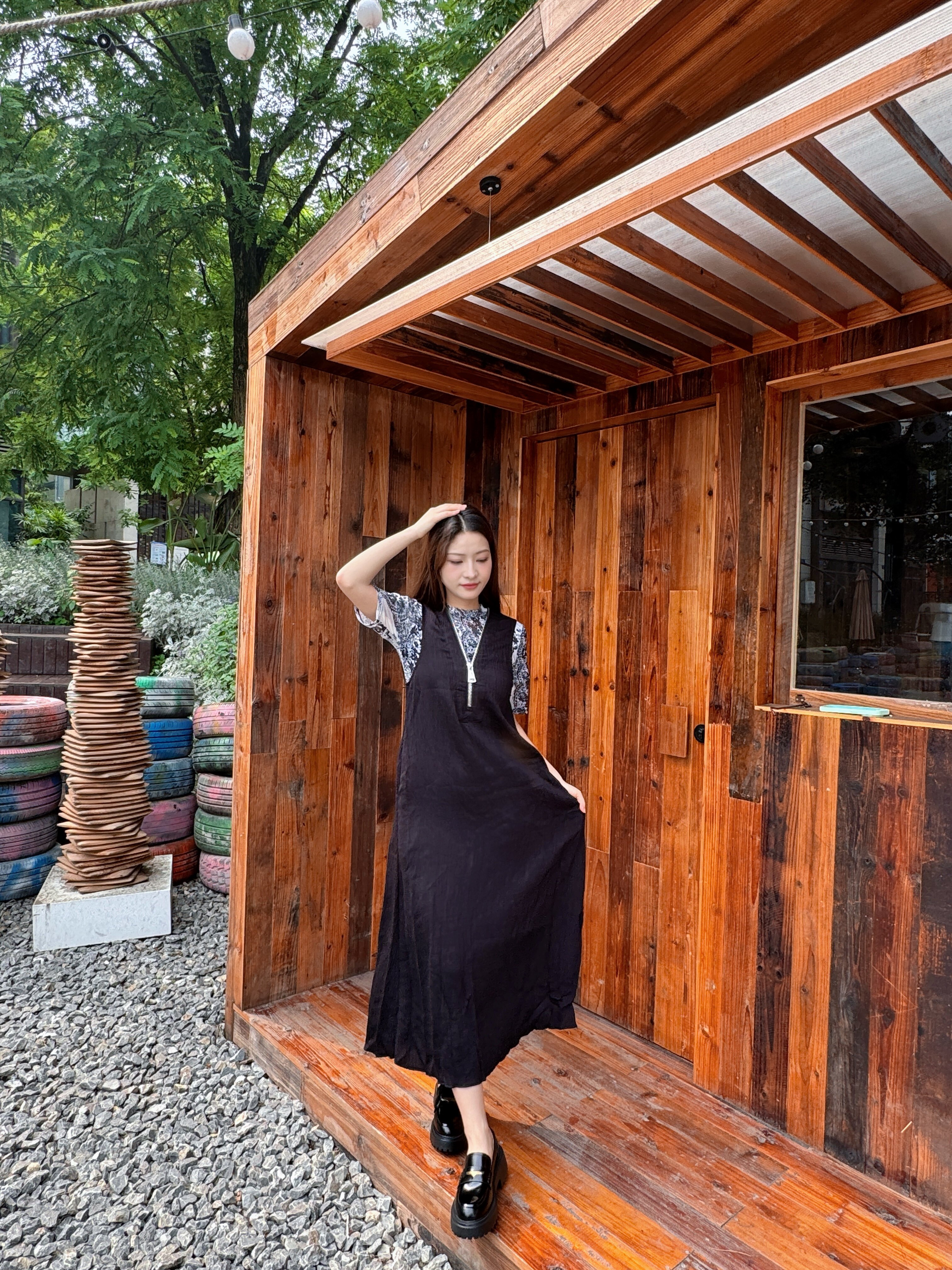 宋佳同款百丽海鸥乐福鞋2.0：厚底真皮的英伦飒爽美学