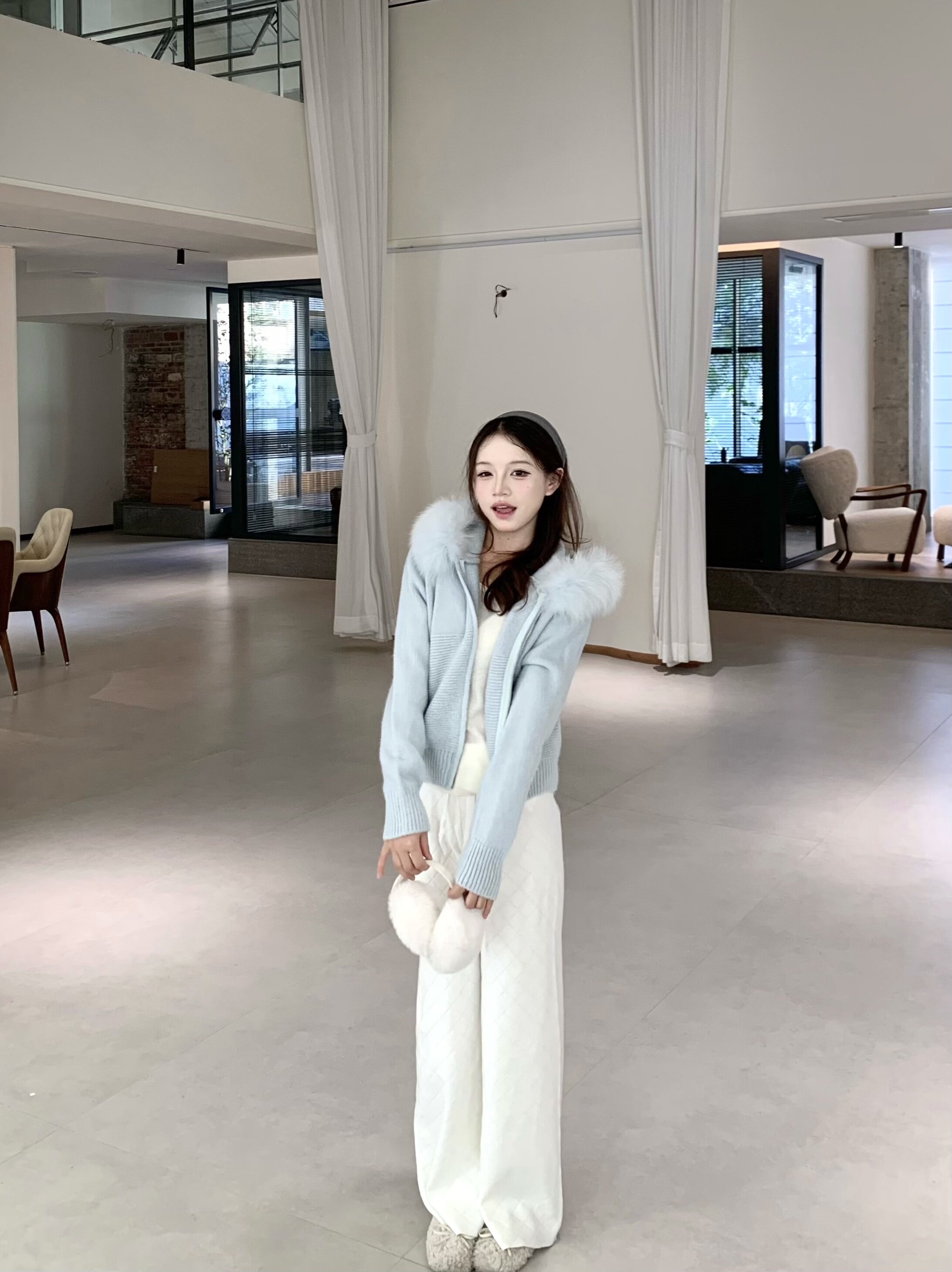 Kikimy「入春裤王」重磅机织格纹针织裤：高腰垂感的百搭显瘦美学