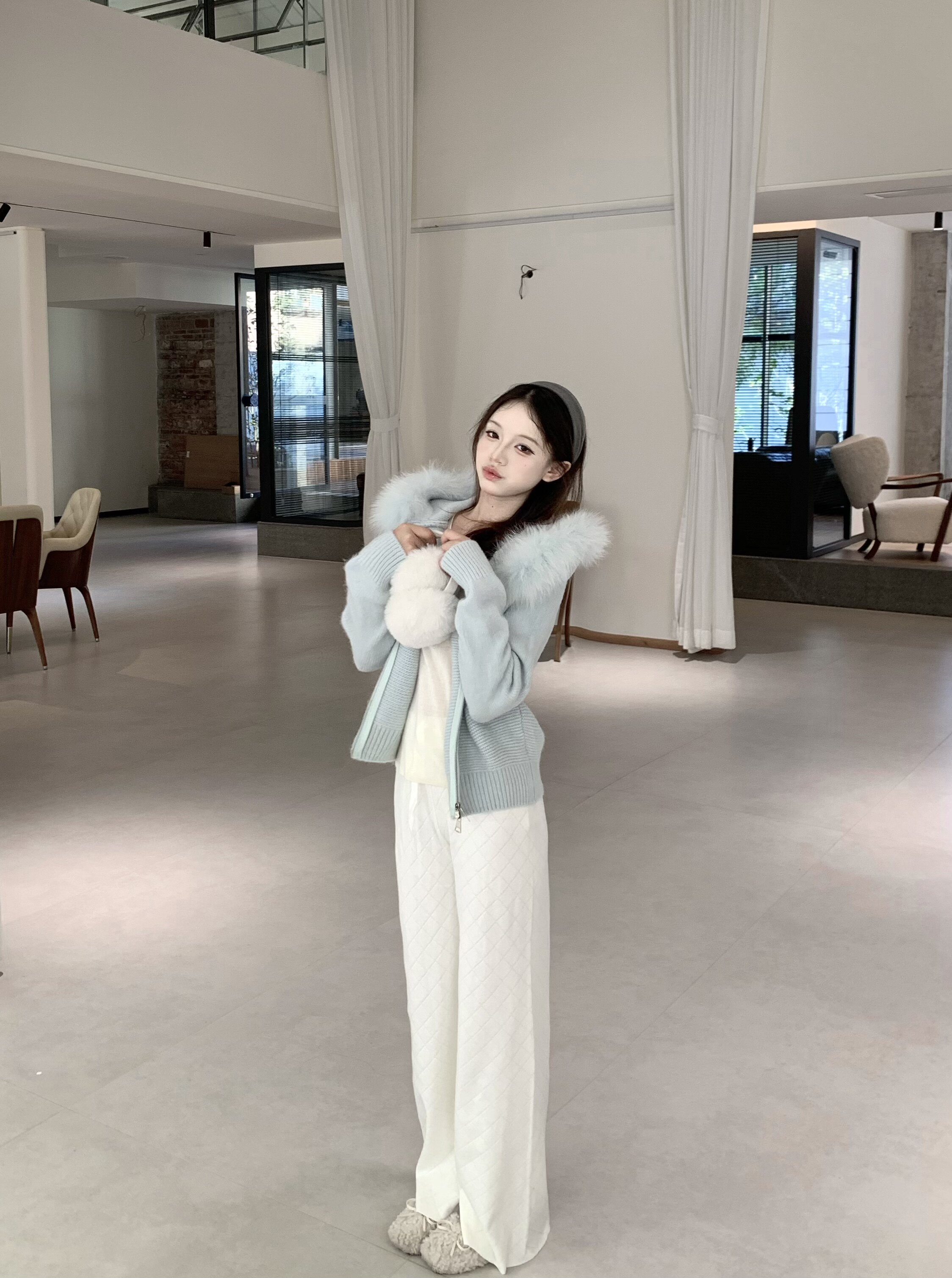 Kikimy「入春裤王」重磅机织格纹针织裤：高腰垂感的百搭显瘦美学