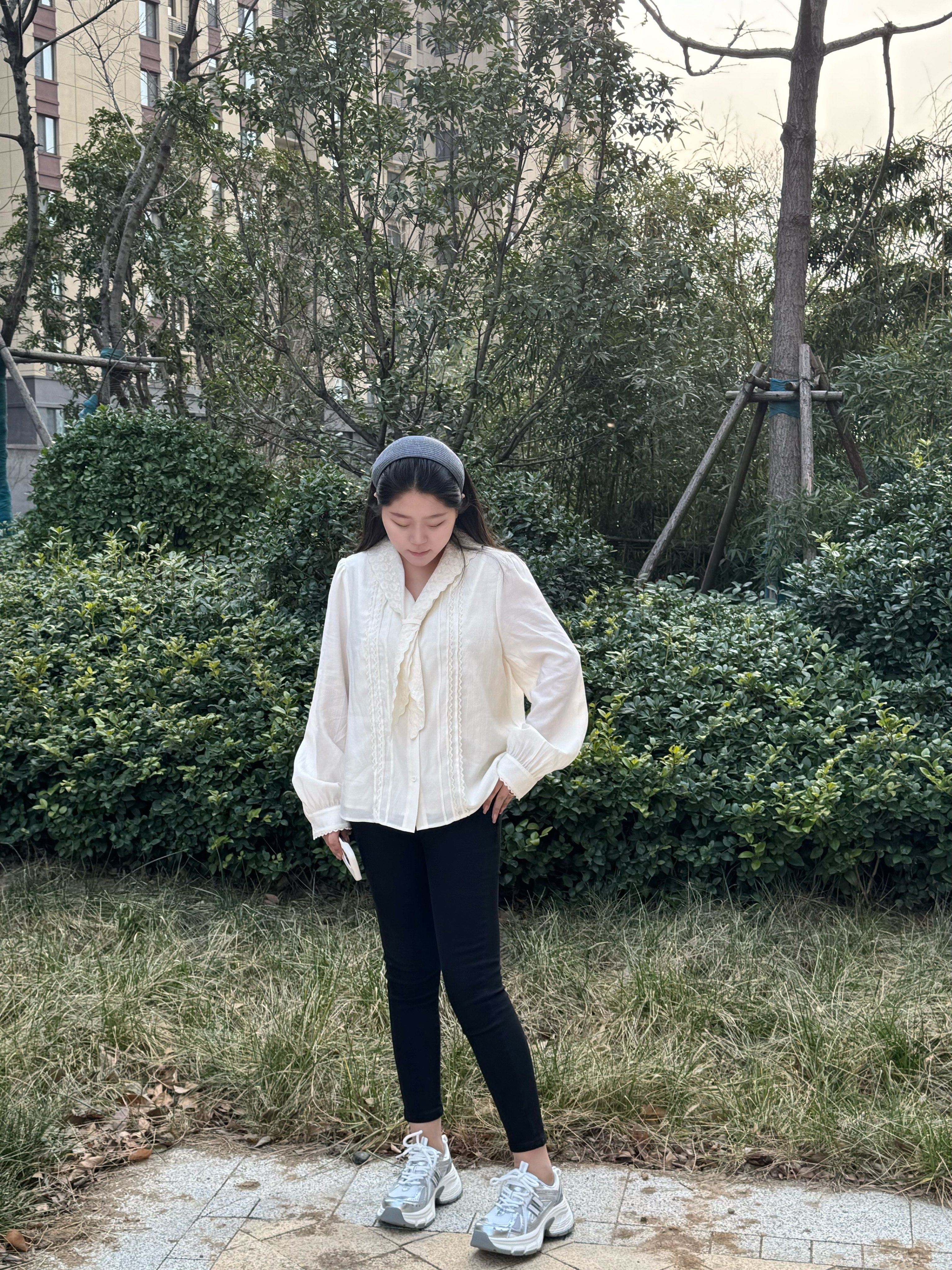 张凌赫同款百丽蓝鲸老爹鞋 灰色网面透气舒适 厚底增高拉长比例