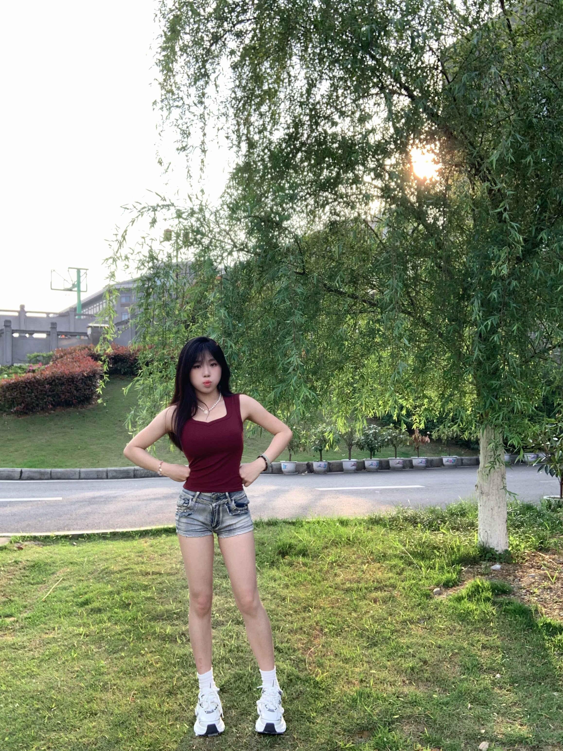 迪丽热巴同款骆驼银月老爹鞋 银色厚底设计拉长比例 增高显瘦不累脚