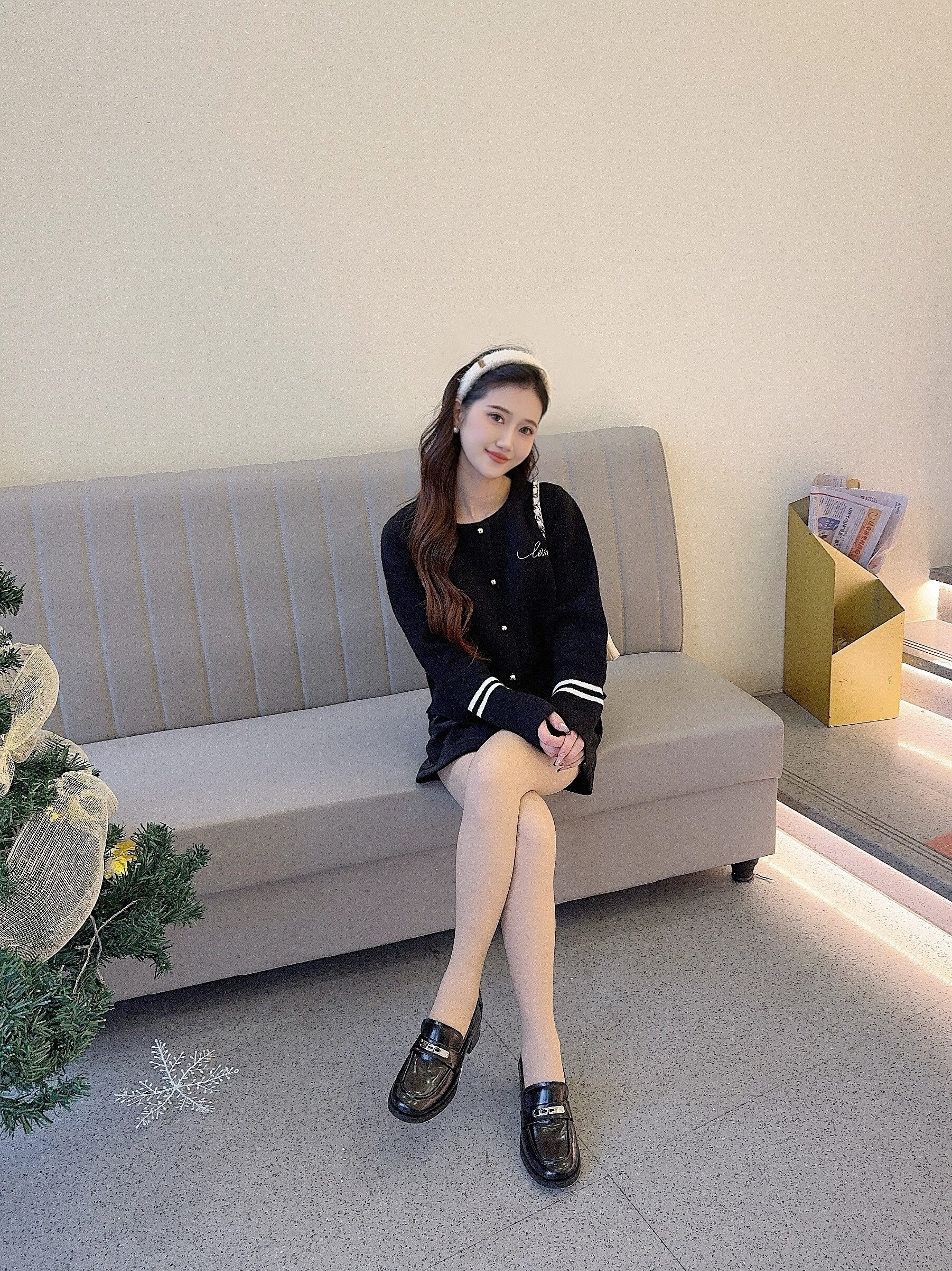 百丽春季复古粗跟乐福鞋 黑色小皮鞋经典百搭 粗高跟设计稳当增高不累脚